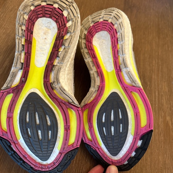 Kids/Womens Ultraboost - Picture 3 of 4